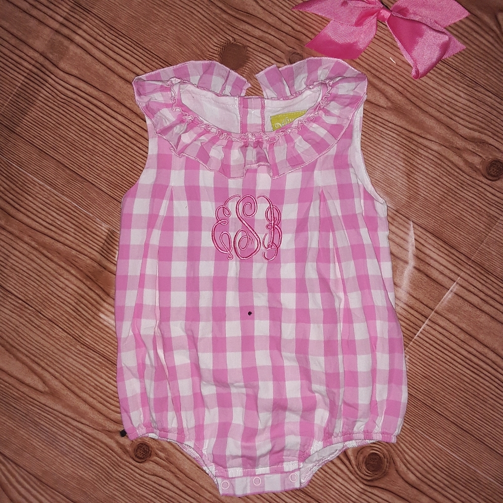 Southern Smocked int piece bubble monogram eSb